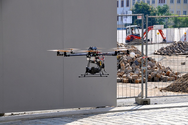 Drohne auf der Baustelle