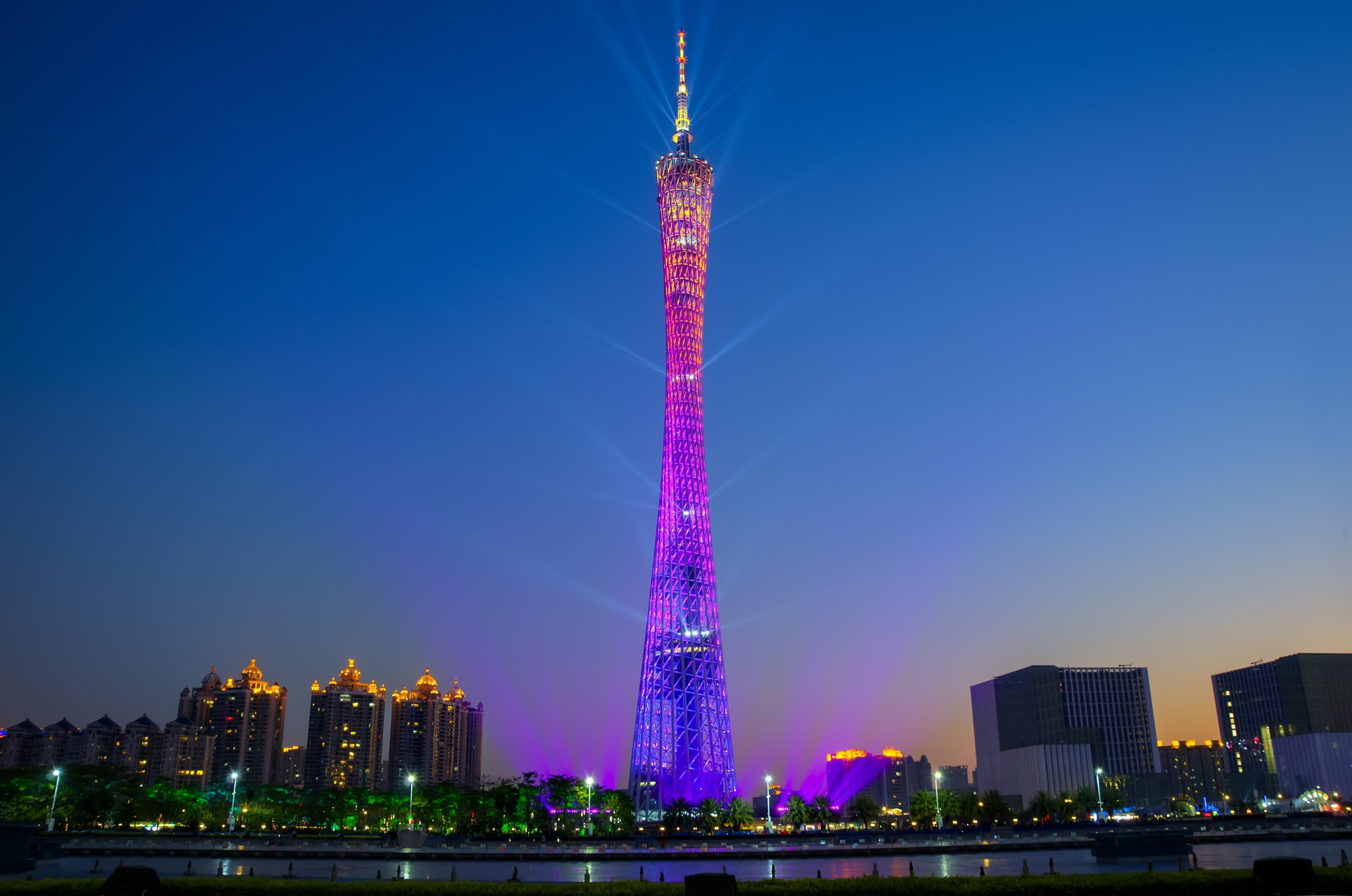 Shanghai Tower - Wikipedia